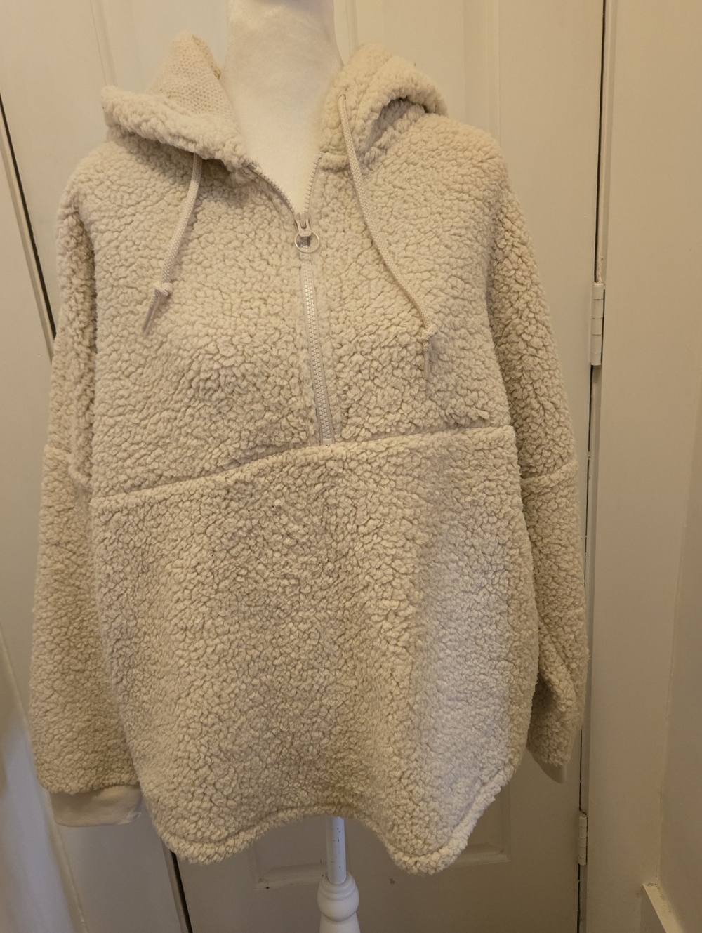 PINK Victorias Secret Cream Pullover 1/2 Zip Sherpa/Teddy/Hoodie Sz-L NWT